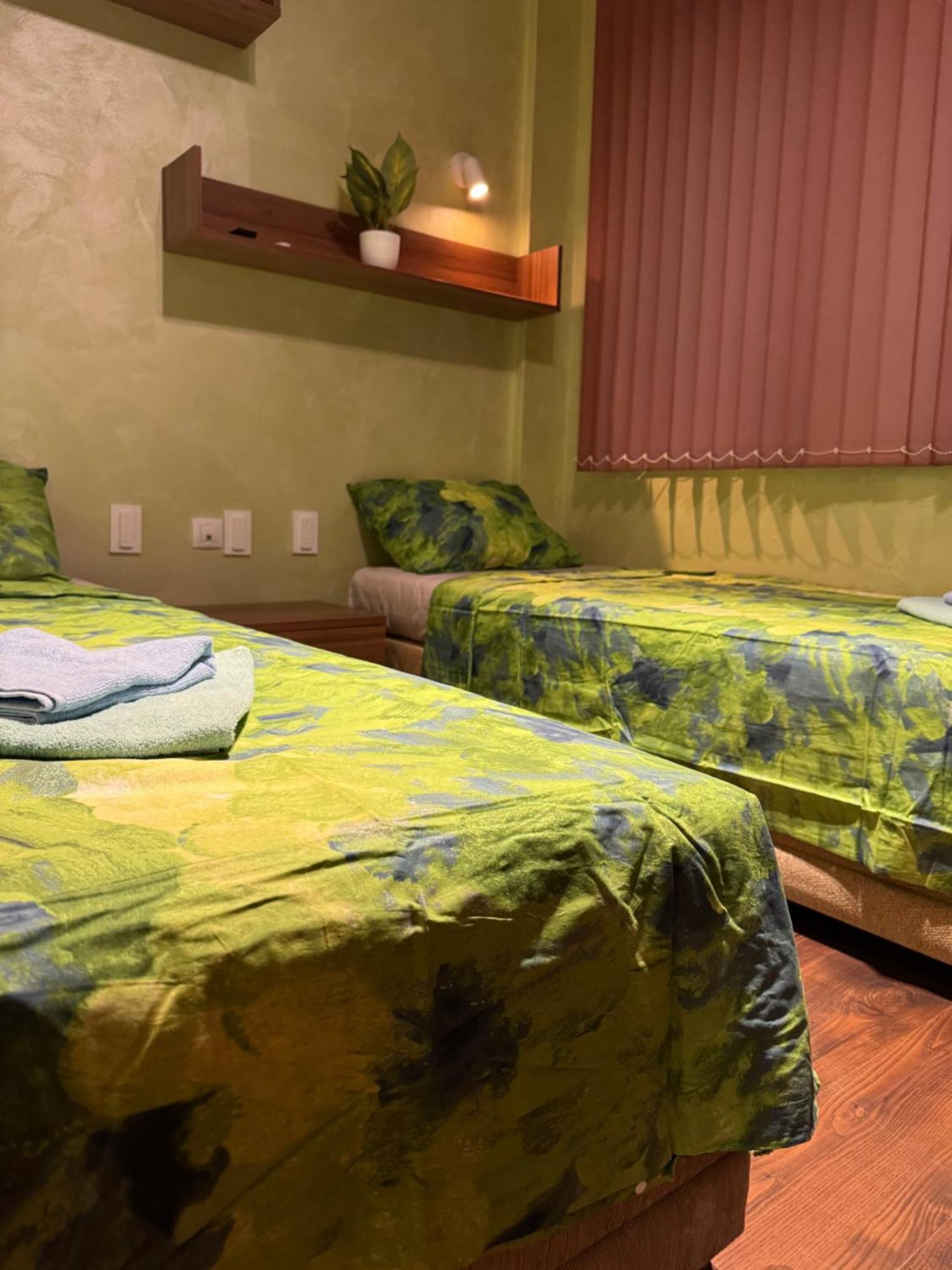2-Bedroom, 2-Bathroom With Fireplace And Garden At Winslow Infinity 班斯科 外观 照片