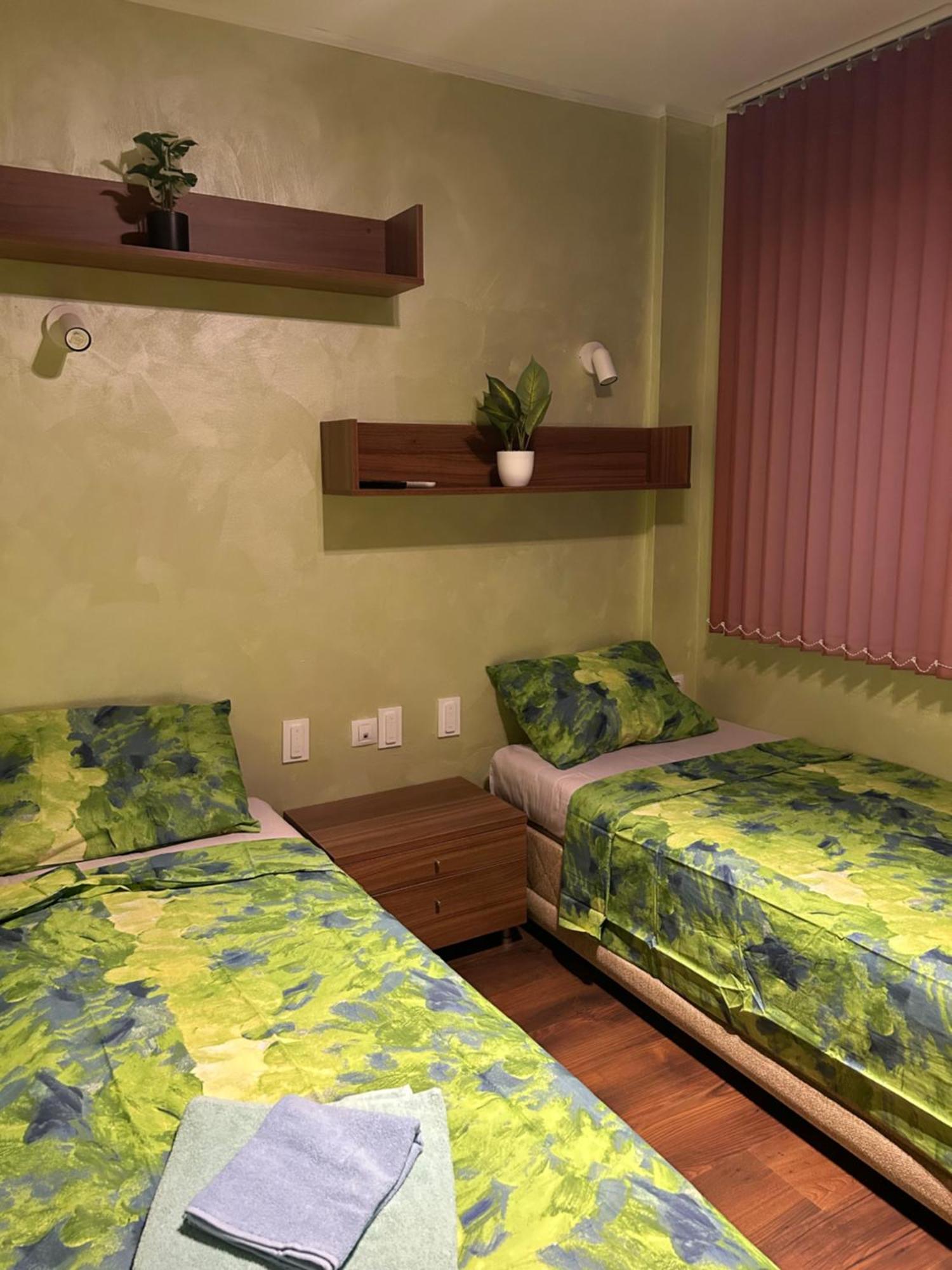 2-Bedroom, 2-Bathroom With Fireplace And Garden At Winslow Infinity 班斯科 外观 照片
