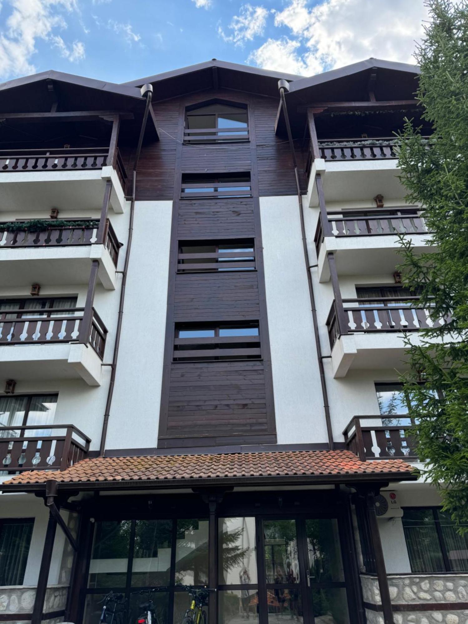 2-Bedroom, 2-Bathroom With Fireplace And Garden At Winslow Infinity 班斯科 外观 照片
