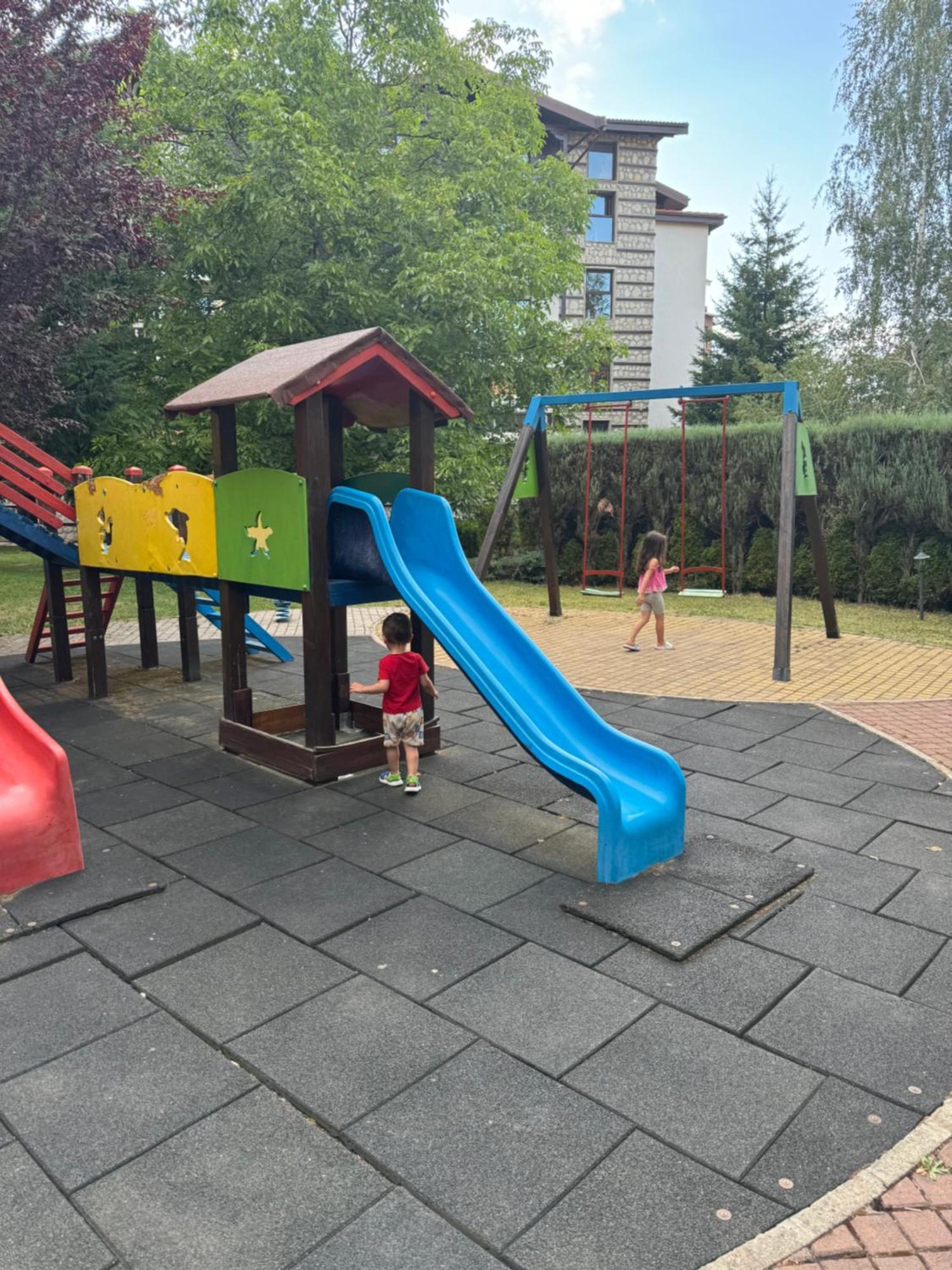 2-Bedroom, 2-Bathroom With Fireplace And Garden At Winslow Infinity 班斯科 外观 照片